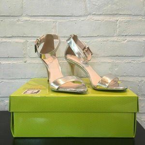 NEW NIB Ted Baker Blynne Silver Metallic Ankle Strap Heels - Size 6 - Org. $185